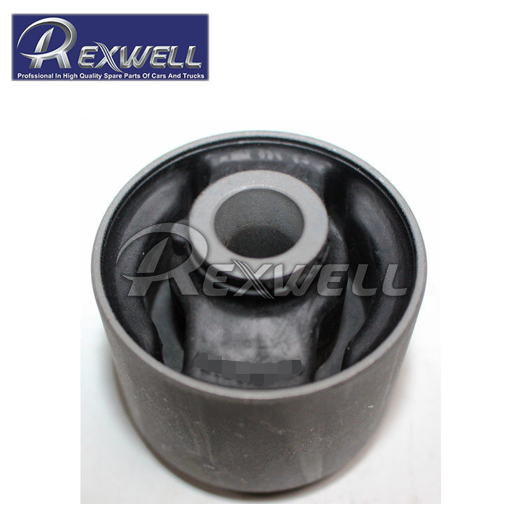 PAJERO IV Front Differential Mounting Insulator Bushing MR374575 for V73W and V97W