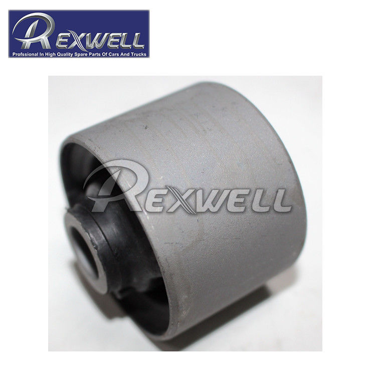 PAJERO IV Front Differential Mounting Insulator Bushing MR374575 for V73W and V97W
